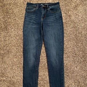 Levi skinny jeans